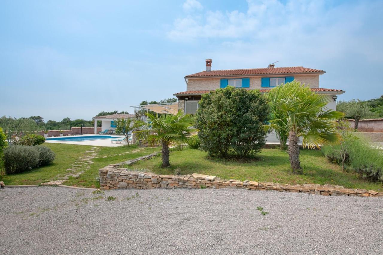 Villa Tanga 罗维尼 外观 照片